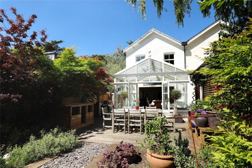 4 bed semidetached house for sale in Cedar Park Gardens, Camp Road