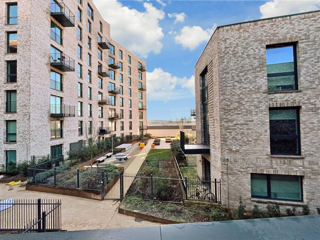 2 bed flat for sale in The Furlong, Brighton, East Sussex BN2 Zoopla