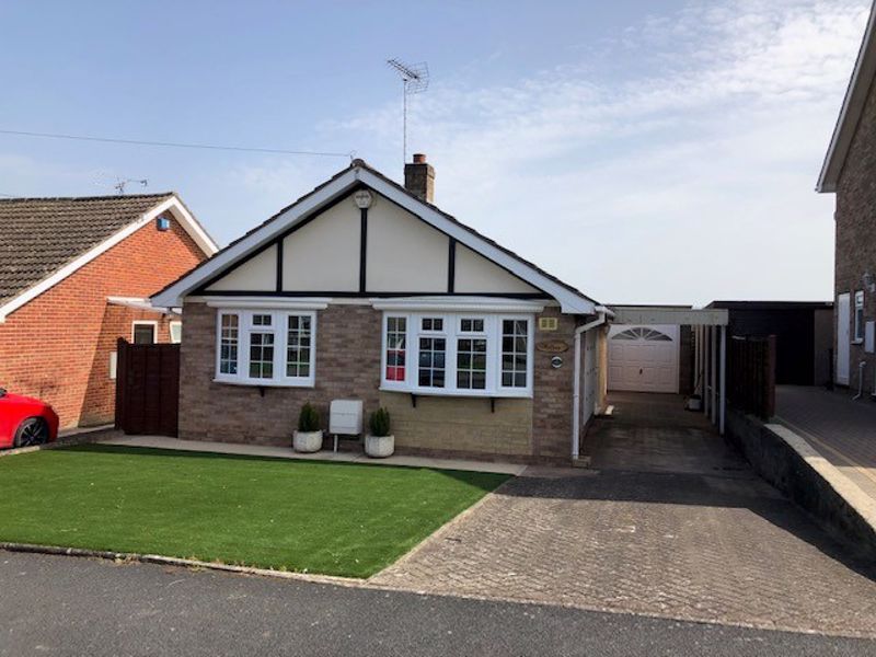2 bed detached bungalow for sale in Oldbury Orchard, Churchdown