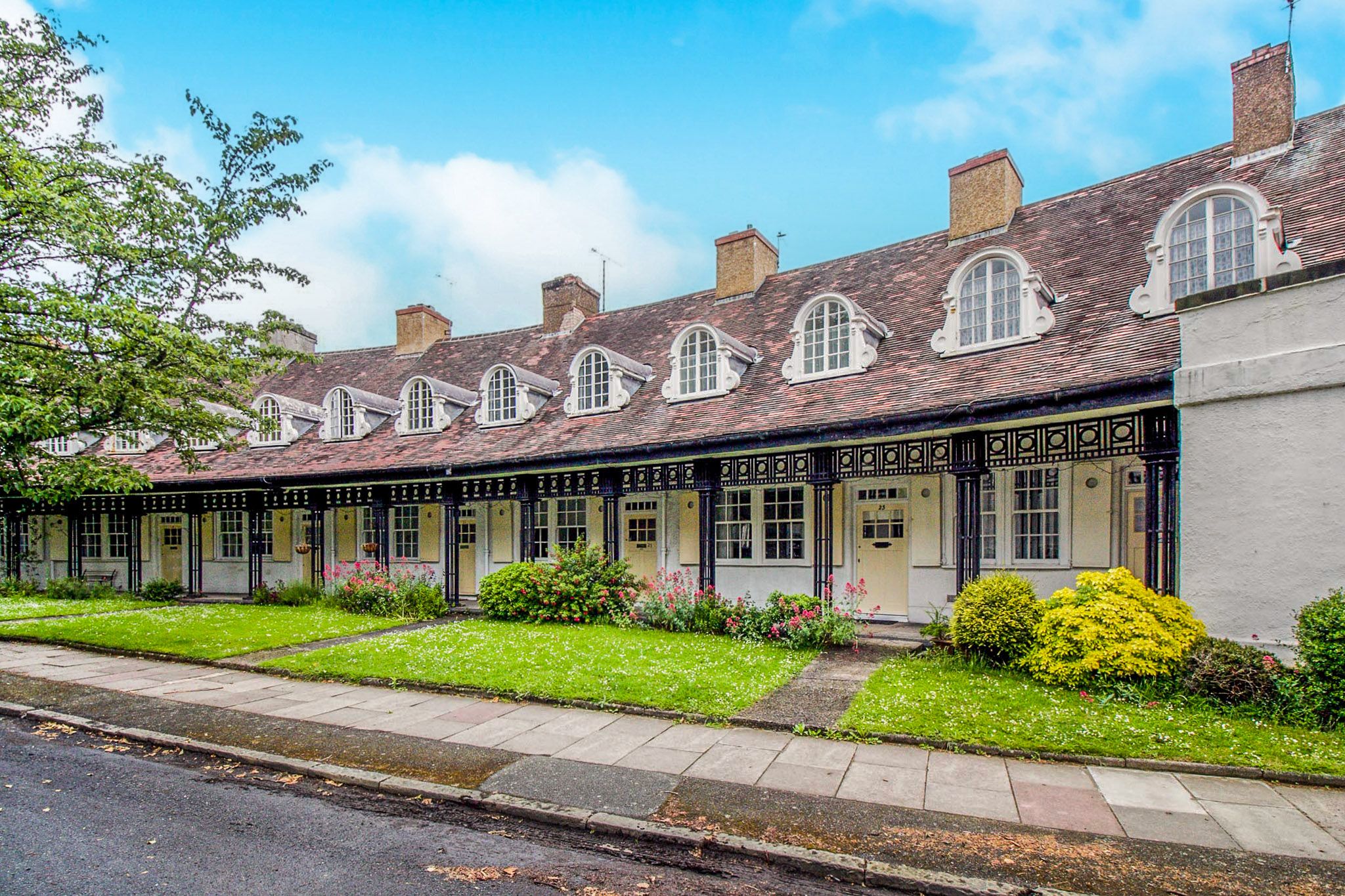 2 bed terraced house for sale in Lower Road, Port Sunlight, Wirral CH62