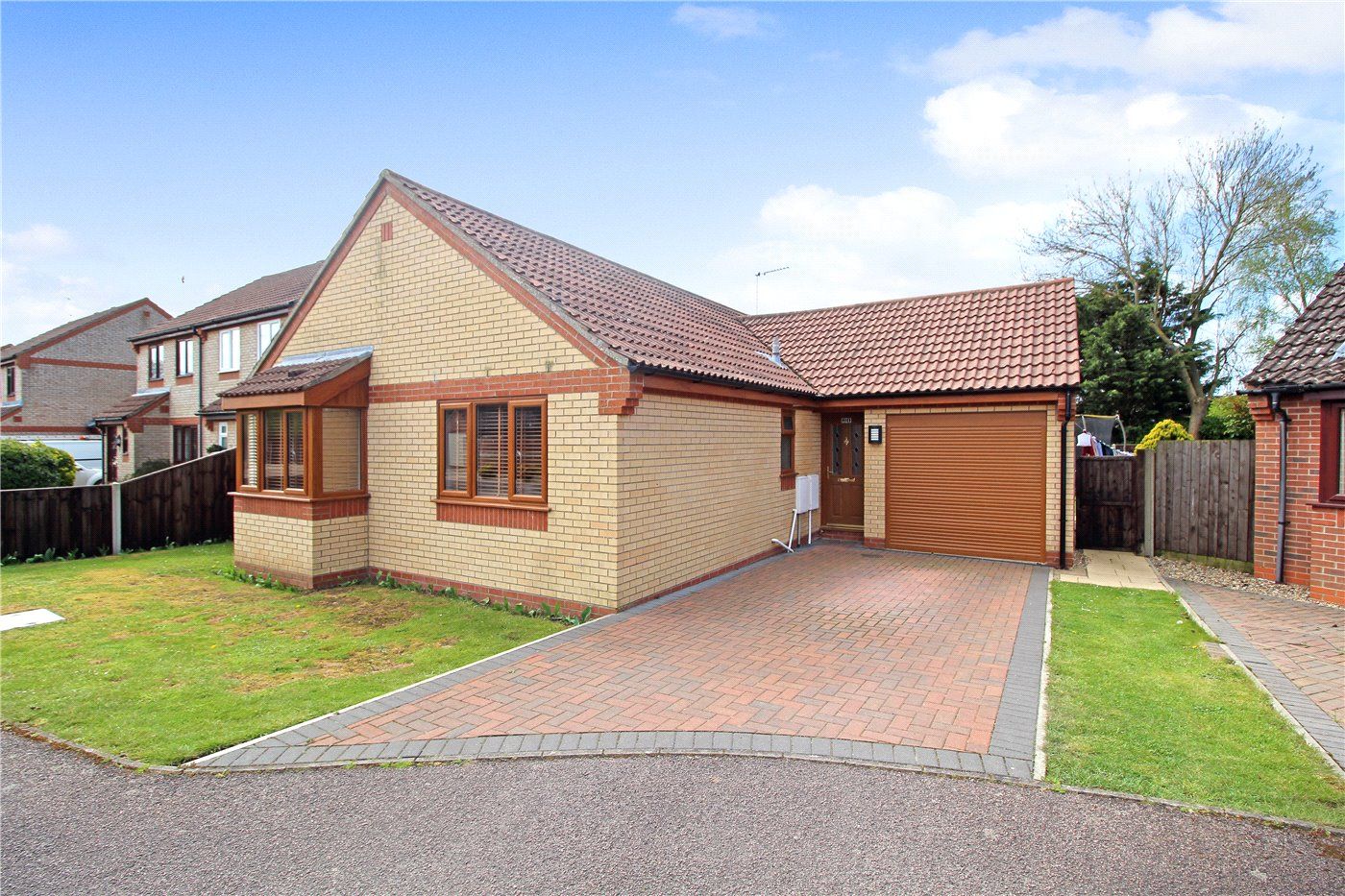 3 bed detached bungalow for sale in The Paddocks, Halesworth IP19 Zoopla