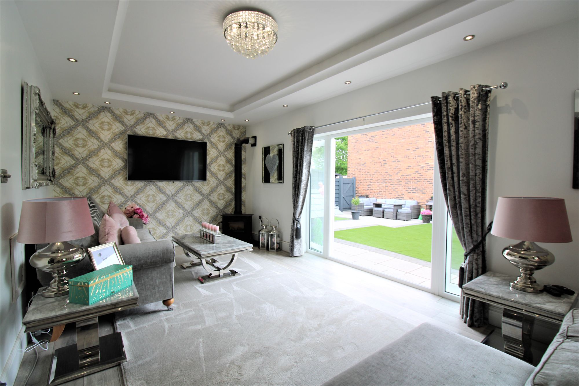 3 bed semidetached house for sale in Gorseywell Lane, Preston Brook