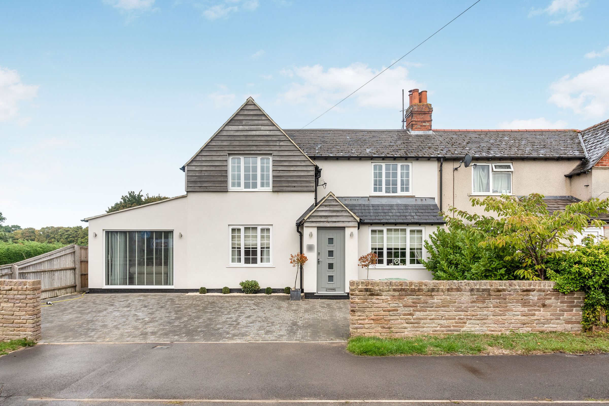4 bed semidetached house for sale in Henley Road, SandfordOnThames