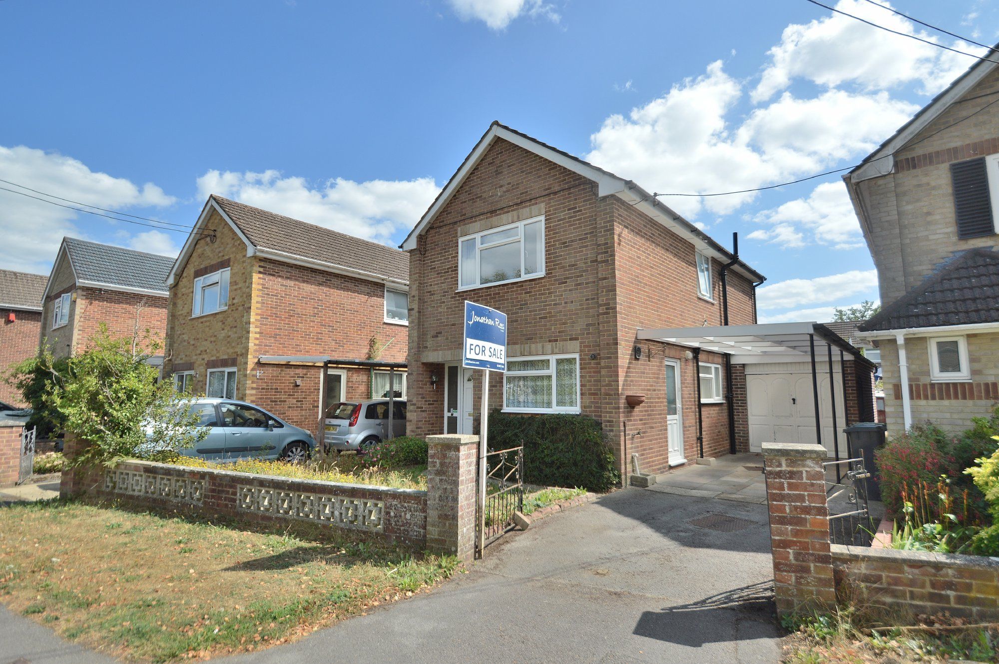 3 bed detached house for sale in Common Road, Chandler's Ford