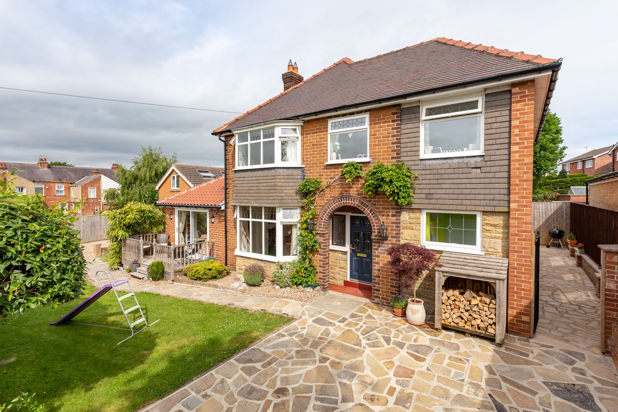 Mayfield Grove, Knaresborough HG5  