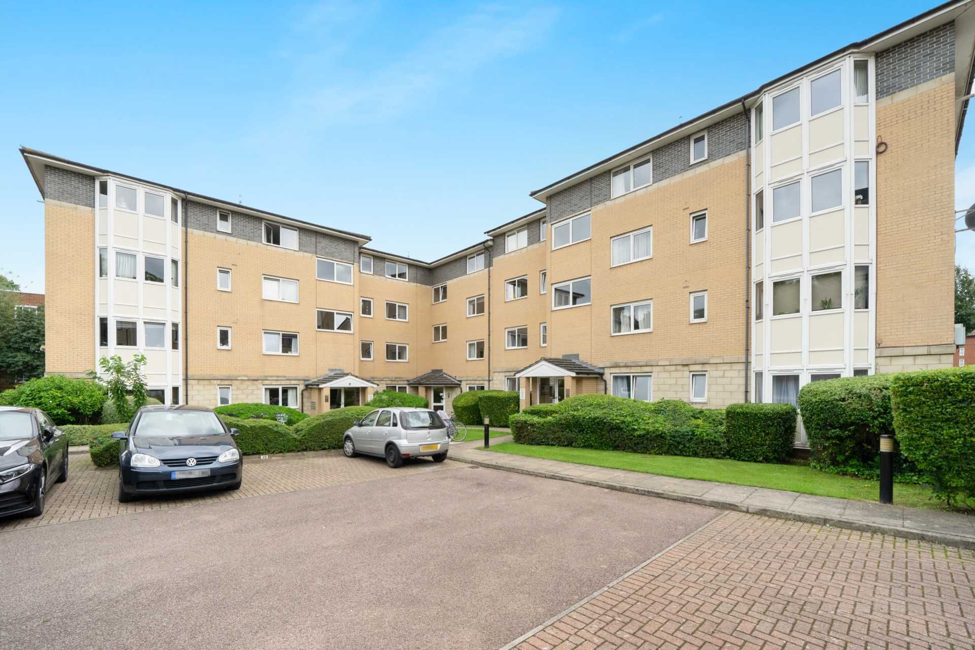 Tolington Park, London N4  