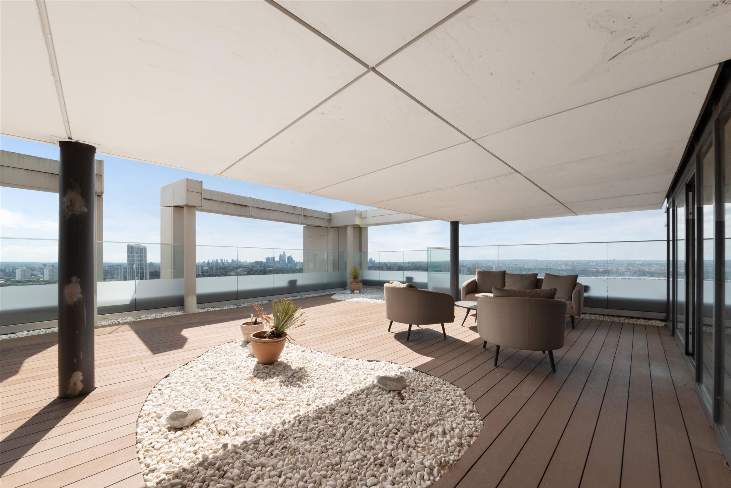 2 bed flat to rent in River Heights, 90 High Street, London E15 Zoopla