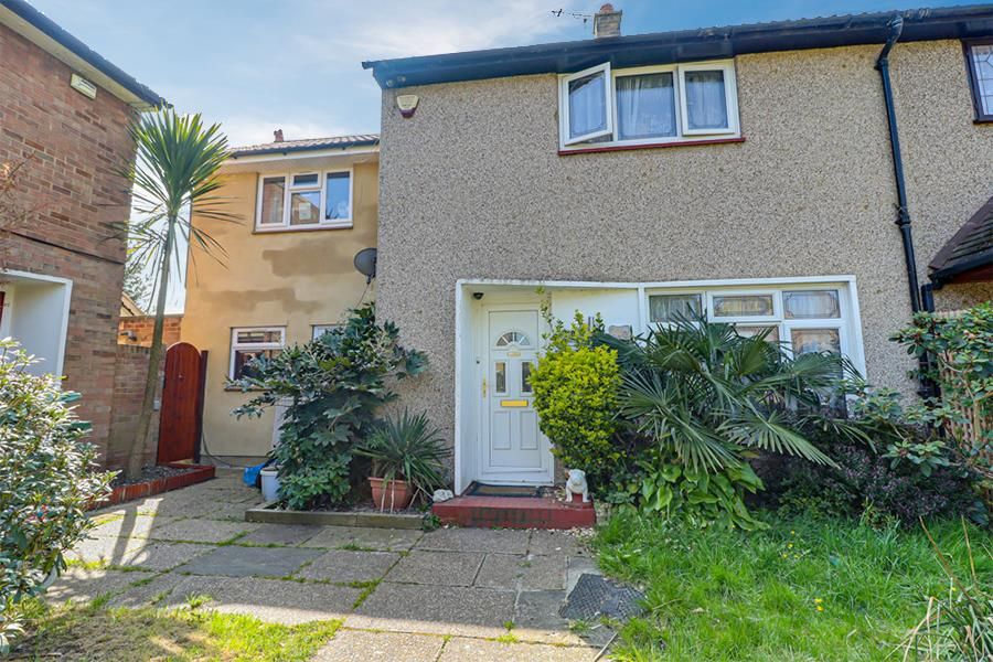 5 bed end terrace house for sale in Hornby Avenue, WestcliffOnSea SS0