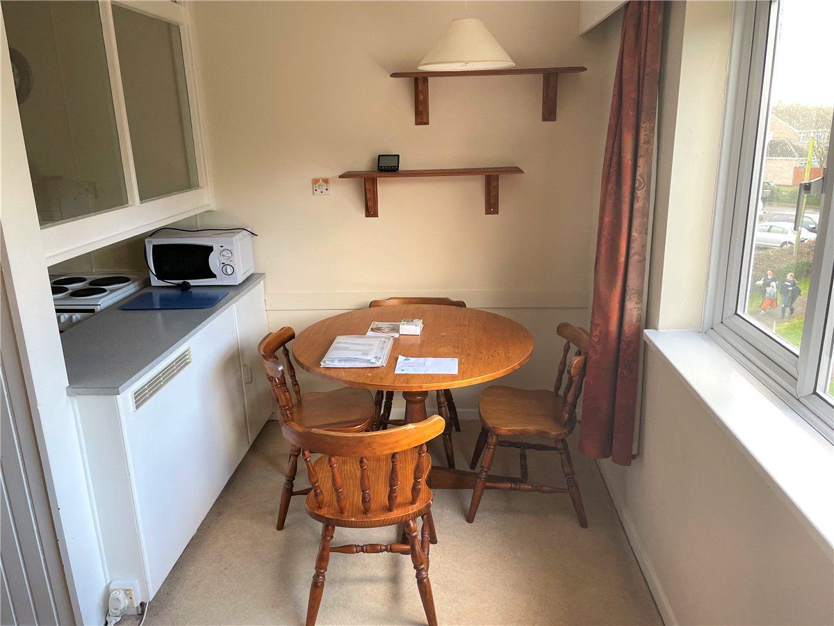 Studio to rent in Marlborough Court, Shakespeare Road, Royal Wootton