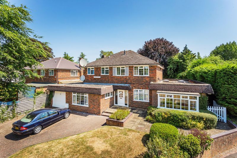 4 bed detached house for sale in Beechcroft, Ashtead KT21 Zoopla