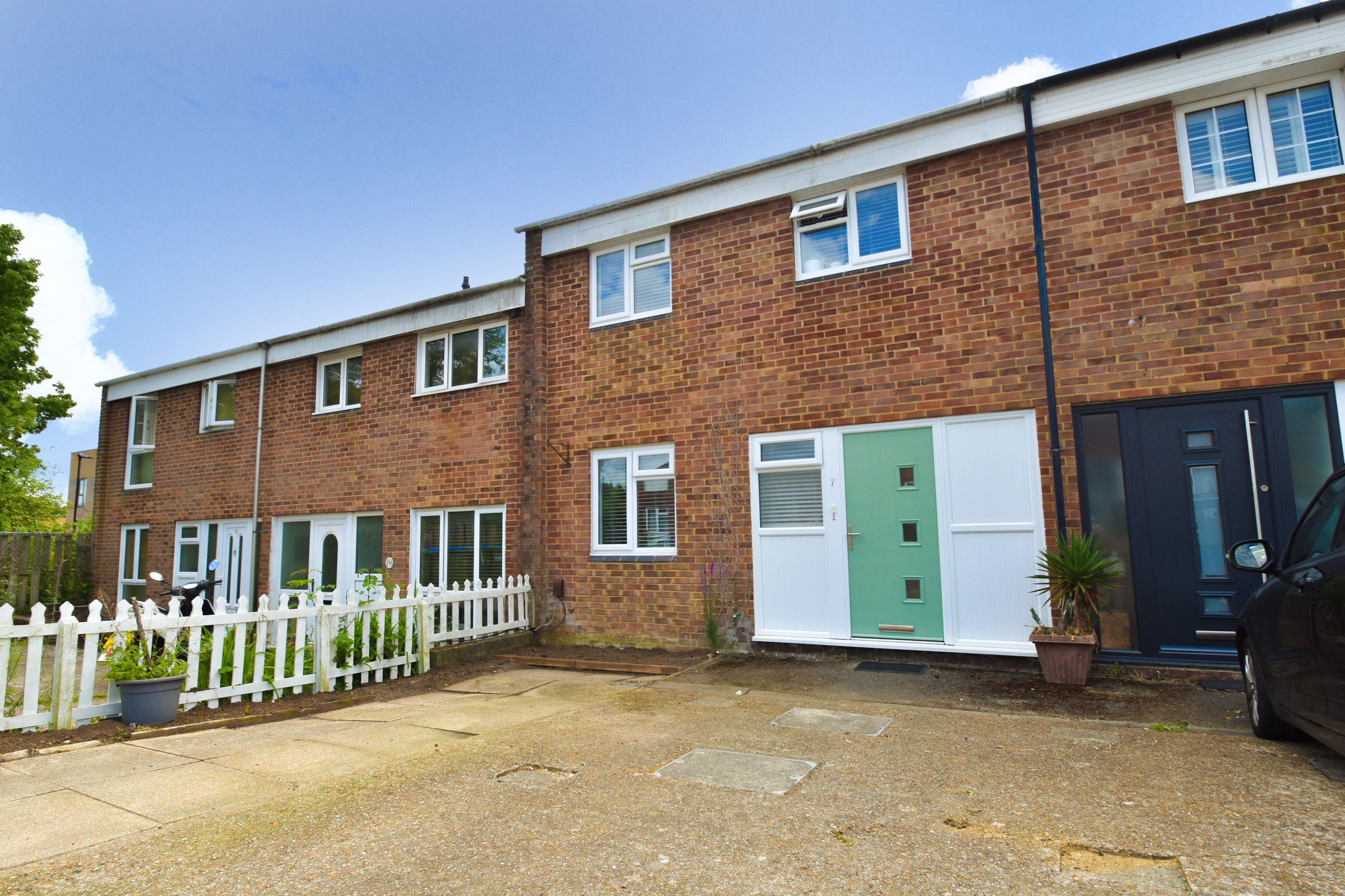 3 bed terraced house for sale in Rockall Close, Lordshill, Southampton