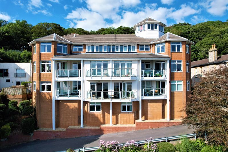 3 bed flat for sale in South Road, Weston Hillside, WestonSuperMare