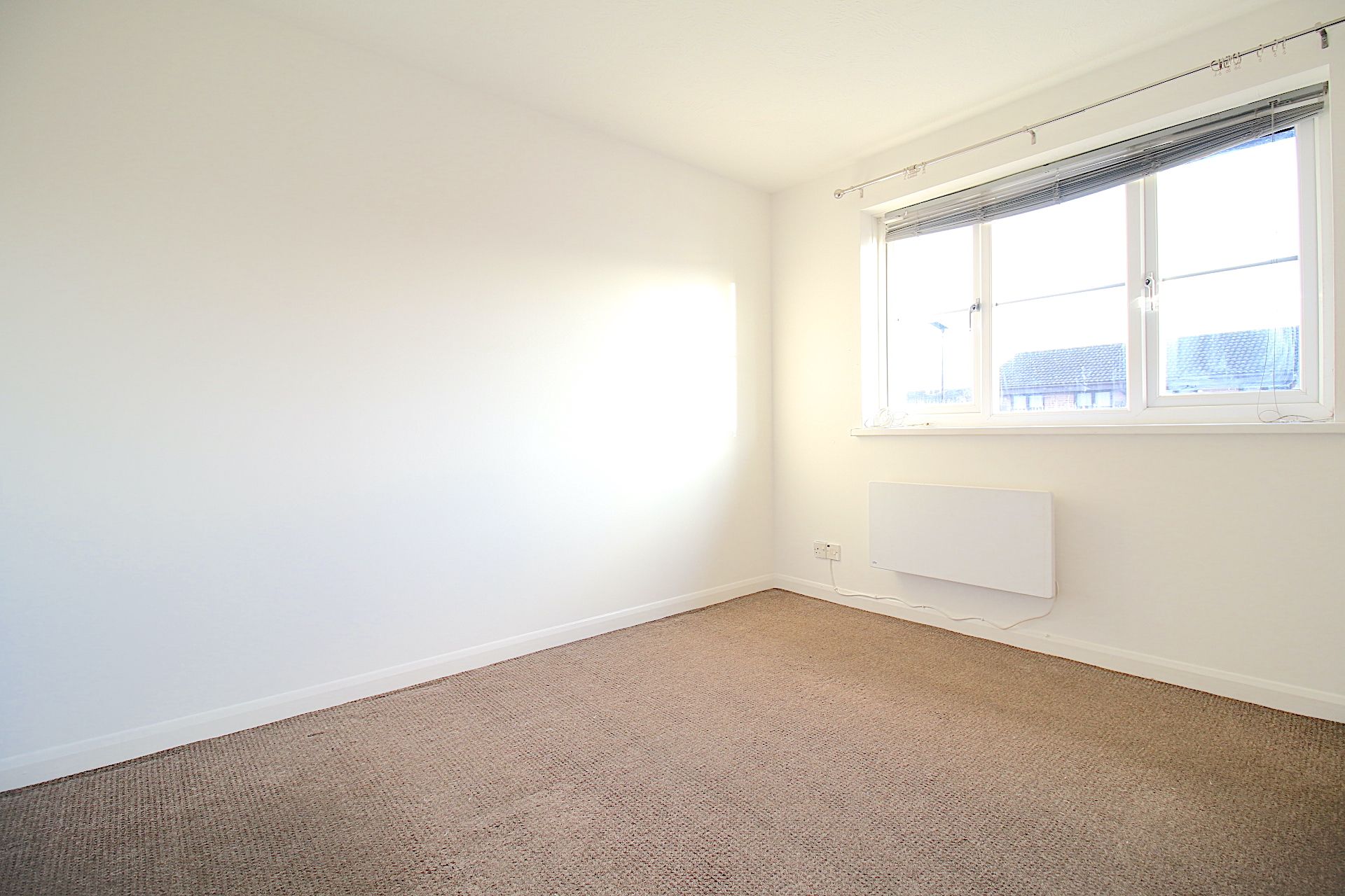 1 bed end terrace house to rent in Drayton Close, Hounslow TW4 Zoopla