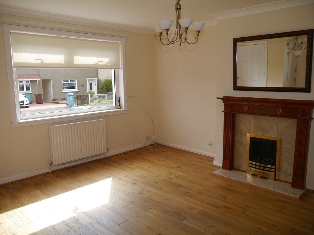 2 bed terraced house to rent in Violet Place, Holytown, Motherwell ML1