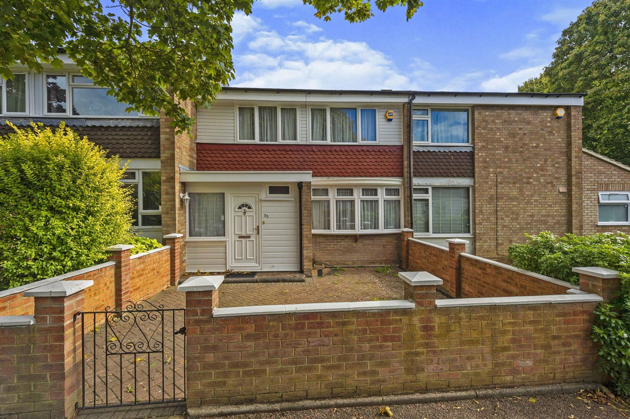 3 bed terraced house for sale in Crawley Drive, Hemel Hempstead HP2