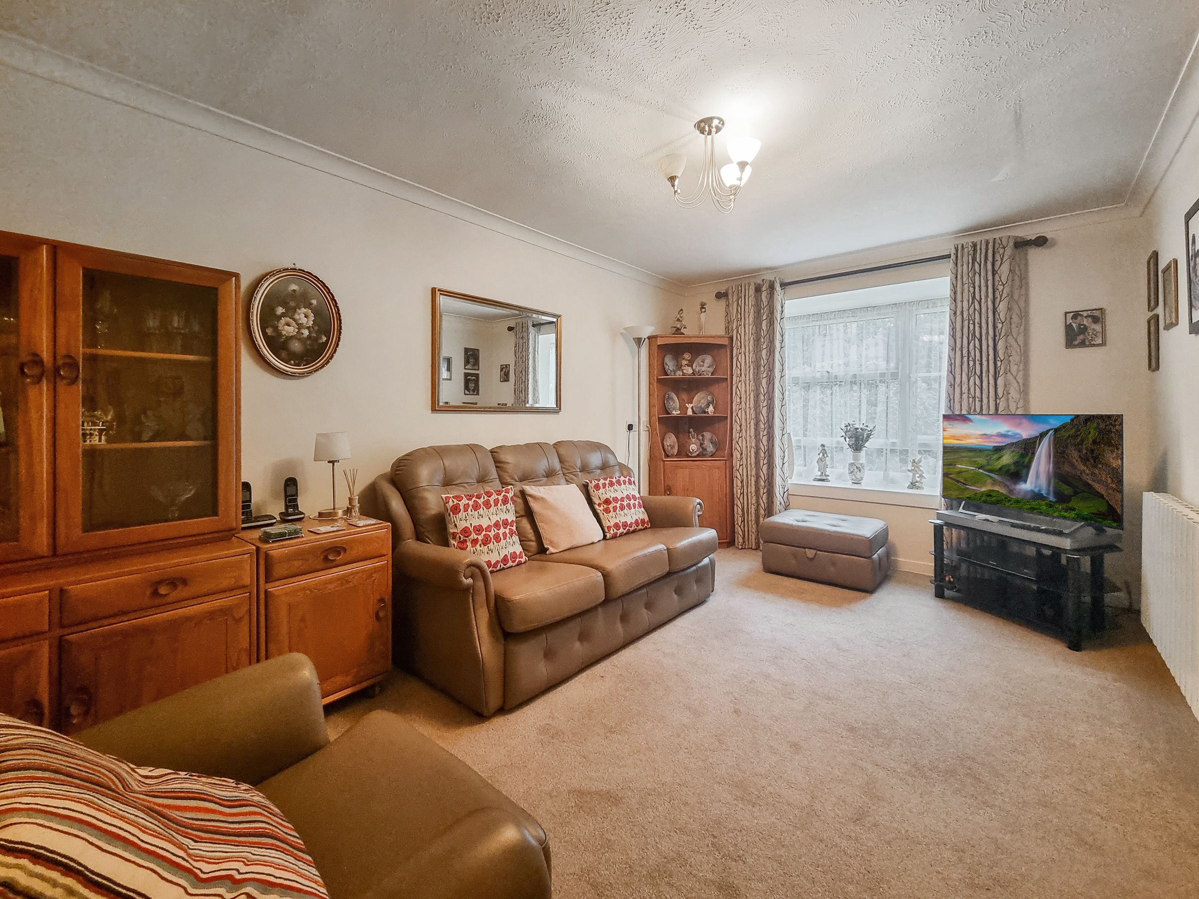 1 bed flat for sale in Palmers Drive, Grays RM17 Zoopla