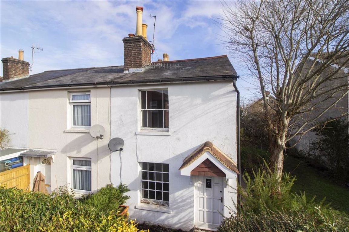 2 bed semidetached house for sale in Camden Road, Tunbridge Wells