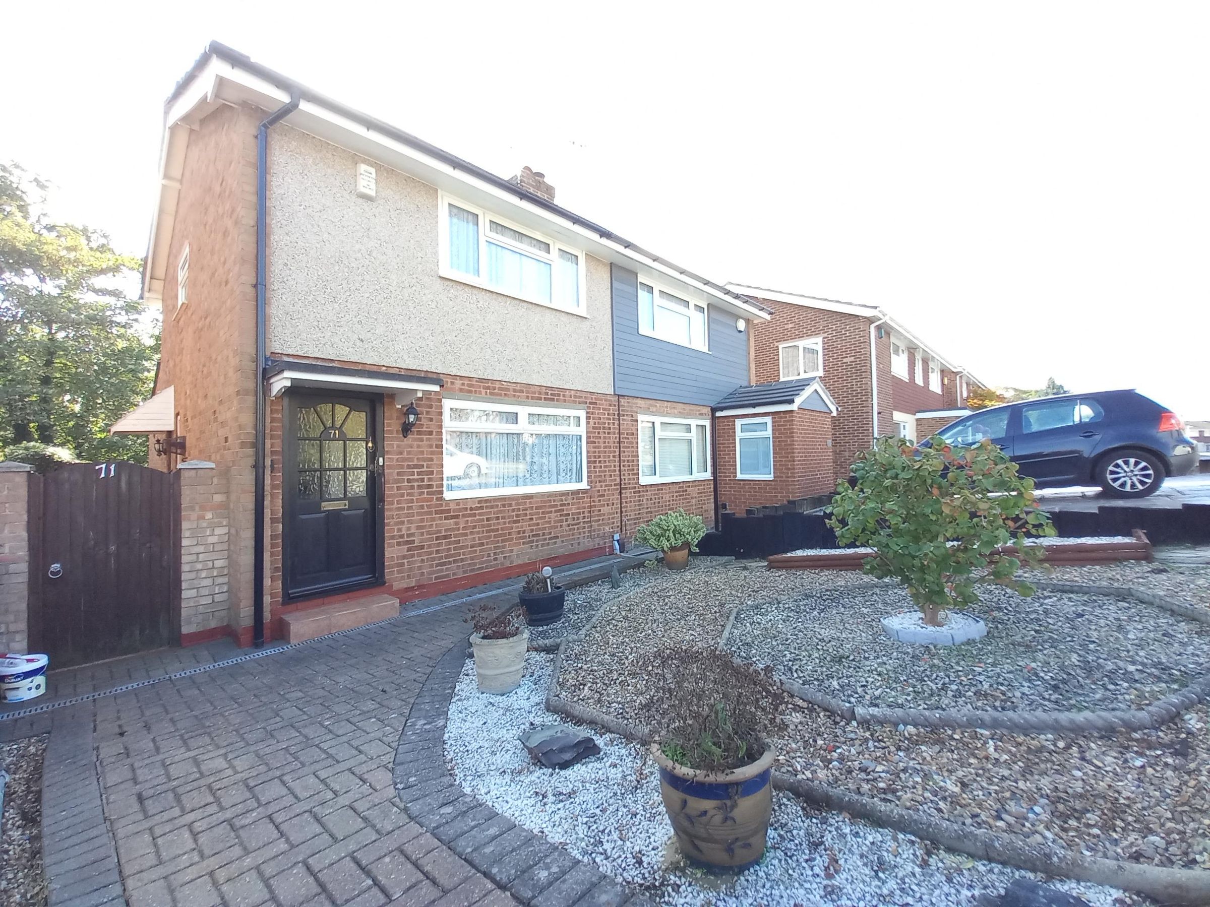 2 bed property to rent in Heron Road, Larkfield, Aylesford ME20 Zoopla