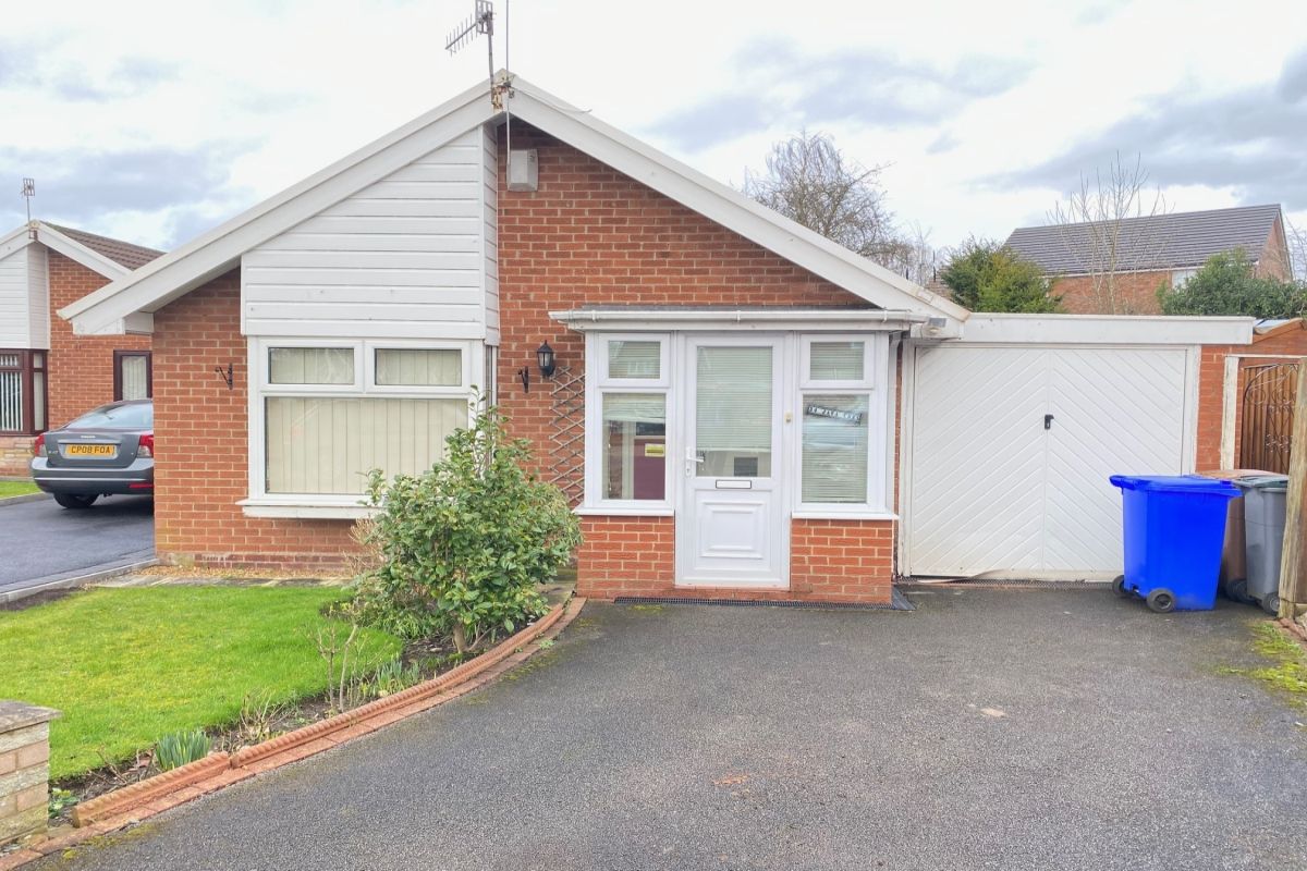 2 bed bungalow for sale in Java Crescent, StokeOnTrent ST4 Zoopla