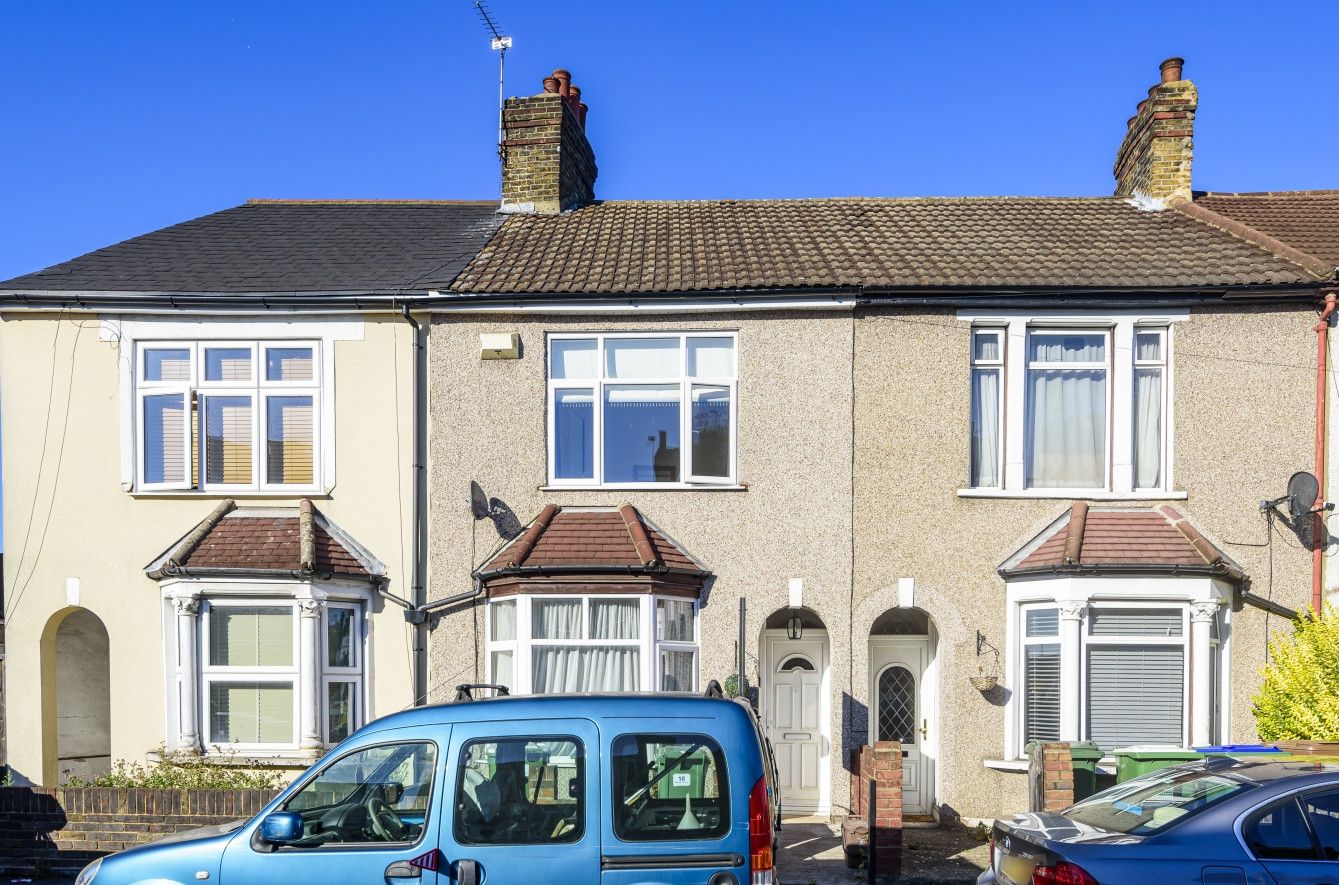 3 bed terraced house for sale in Brook Street, Erith DA8 Zoopla