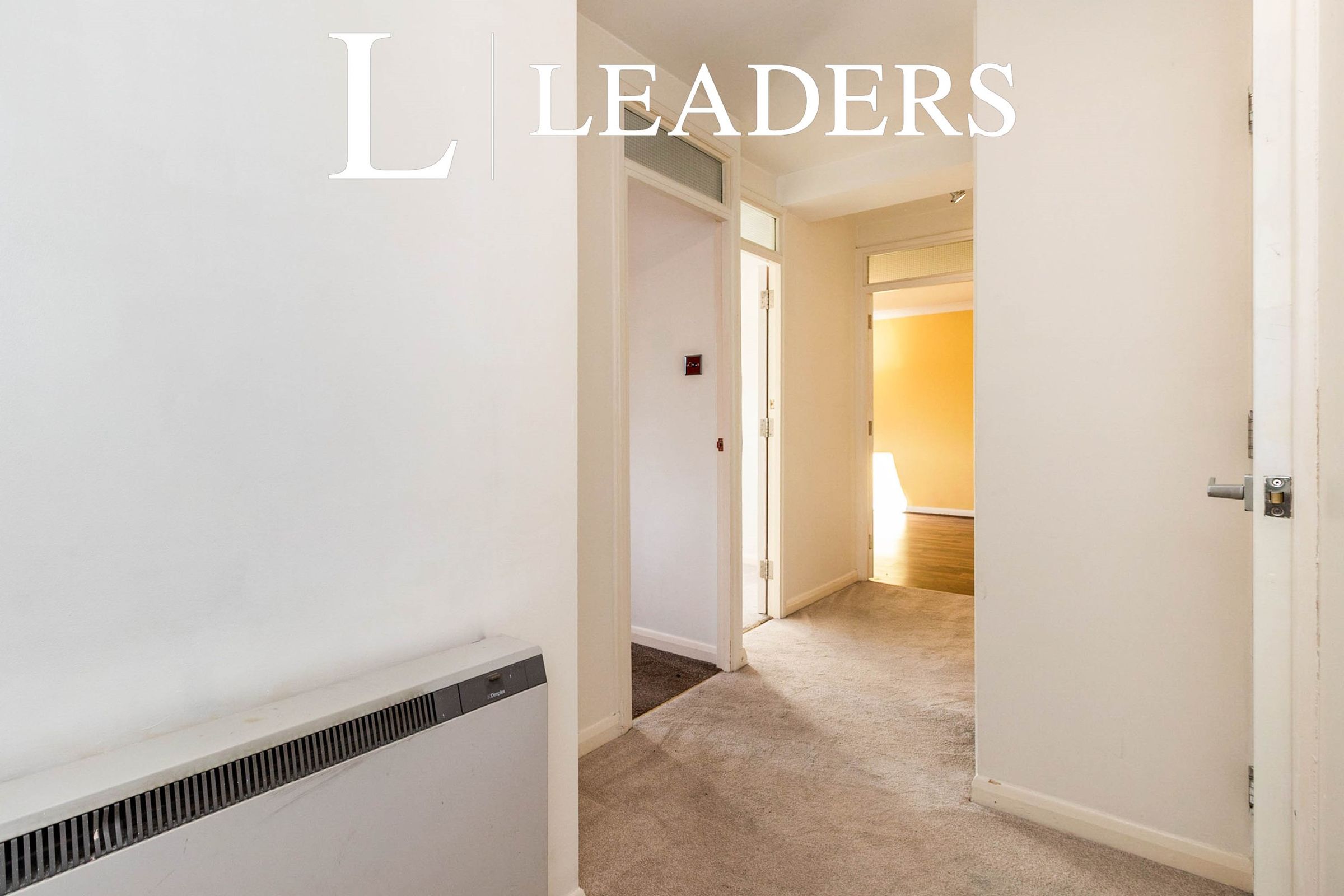 2 bed flat to rent in Bond Road, Tolworth, Surbiton KT6 Zoopla