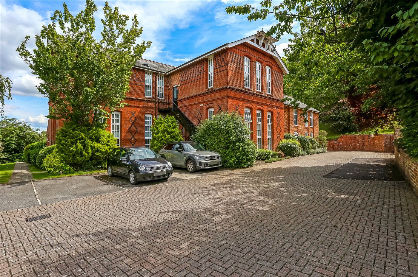 Bankside House, Elm Road, Winchester, Hampshire SO22  