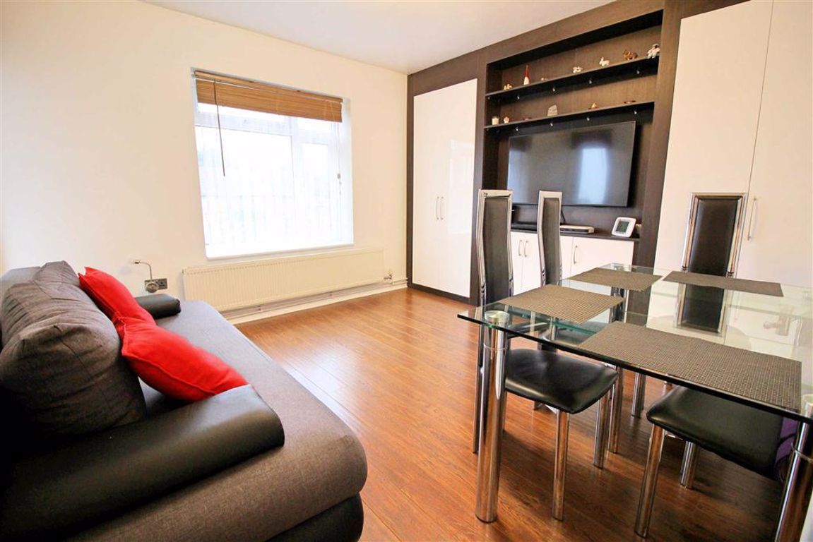 Allerton Road, Borehamwood, Herts WD6