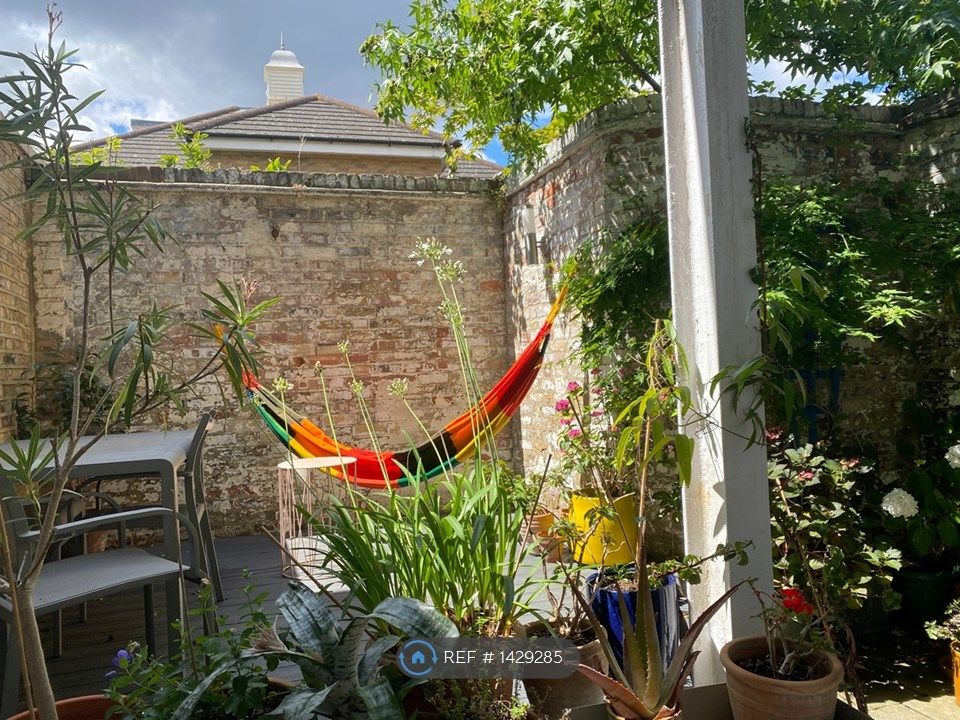 1 bed flat to rent in Lambourn Road, London SW4 Zoopla