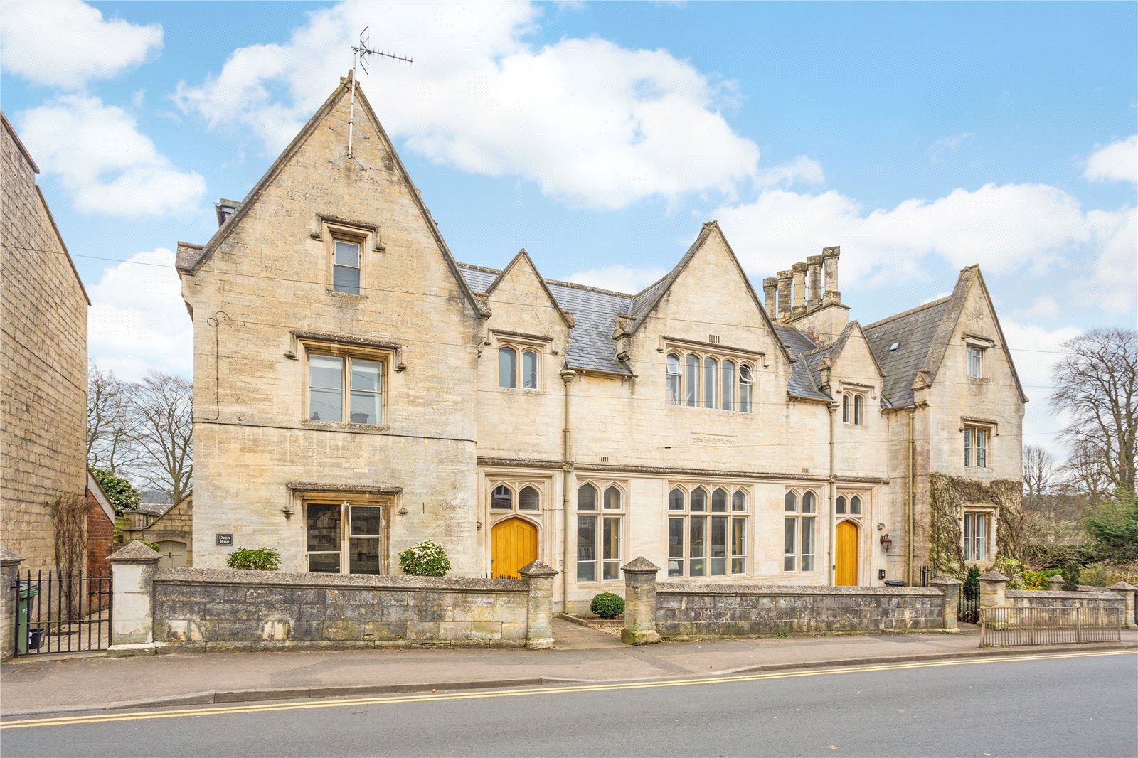 2 bed flat for sale in Stroud Road, Painswick, Stroud, Gloucestershire