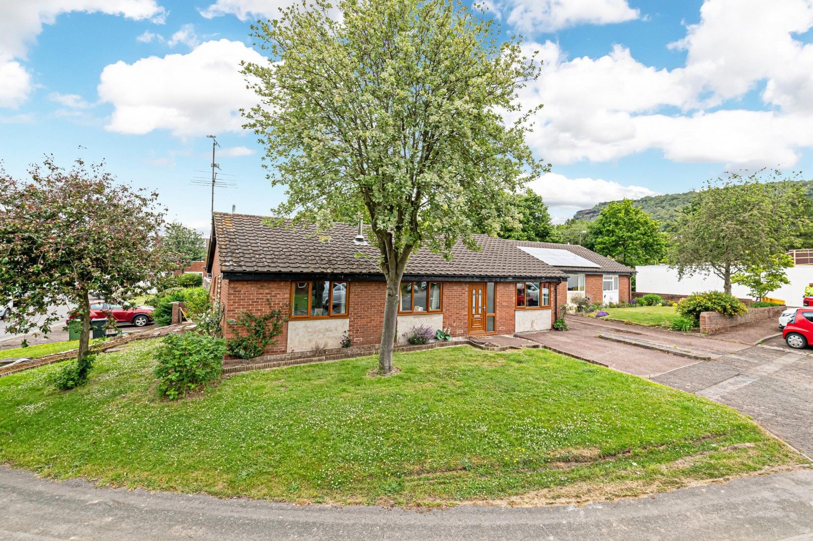 4 bed bungalow for sale in Springfield Avenue, Helsby, Frodsham WA6