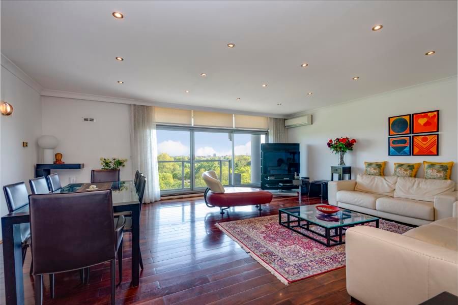 Prince Albert Court, Prince Albert Road NW8  