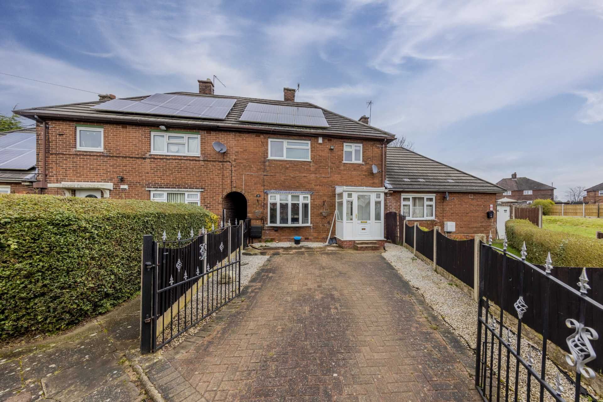 3 bed town house for sale in Dennington Crescent, Blurton ST3 Zoopla