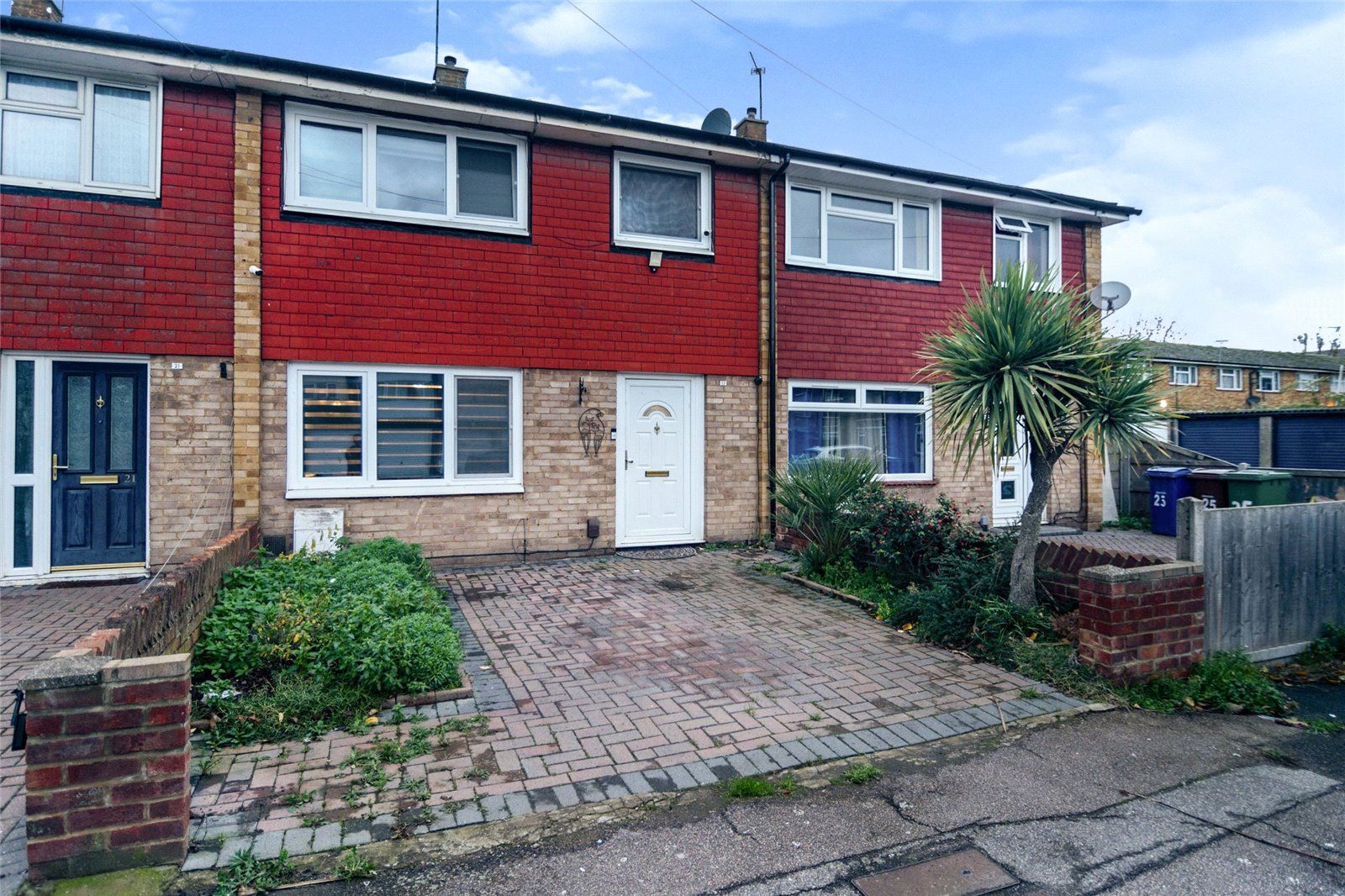 3 bed terraced house for sale in Seymour Road, Tilbury, Essex RM18 Zoopla