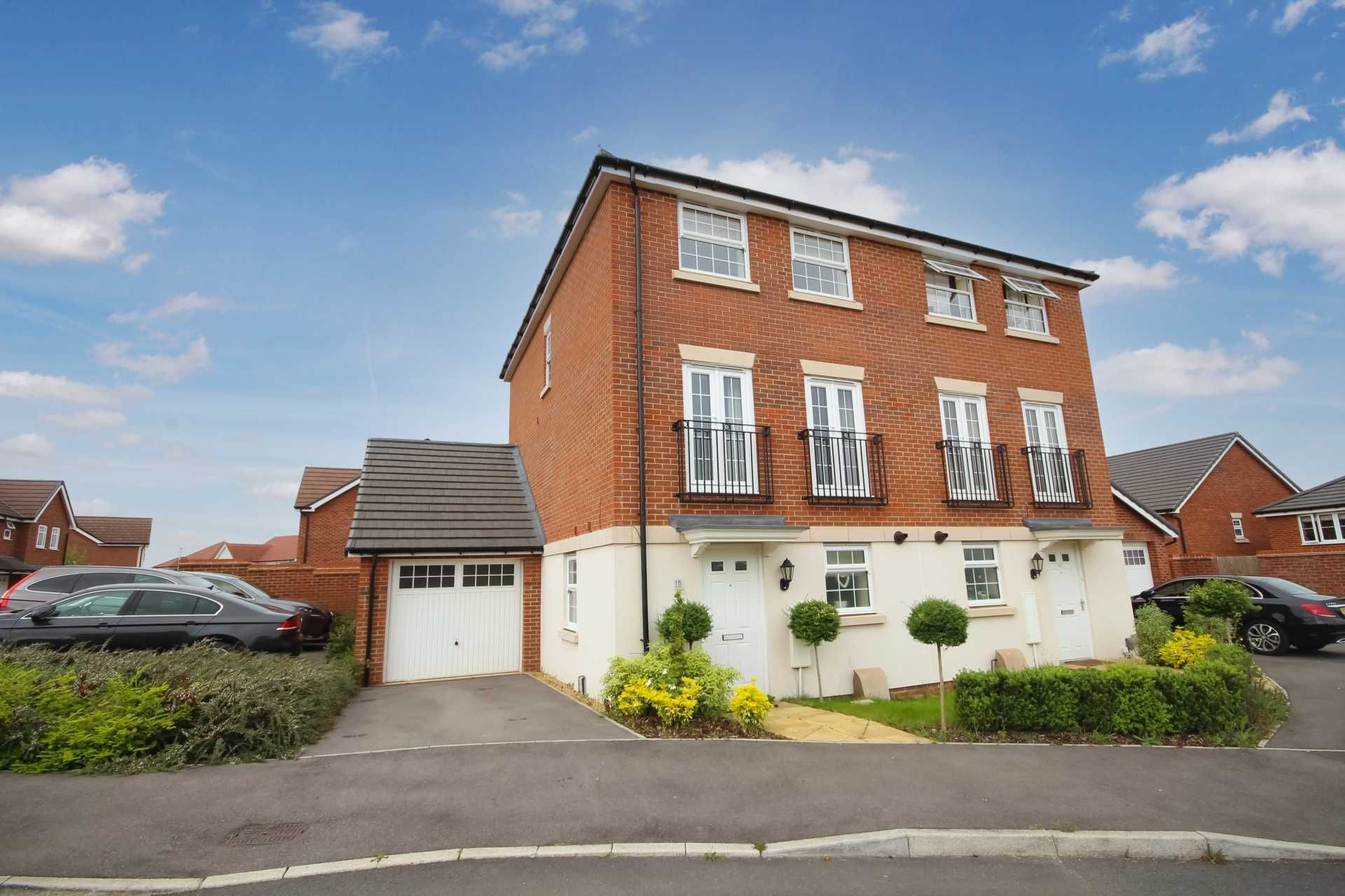 Eamer Crescent, Wokingham RG41  
