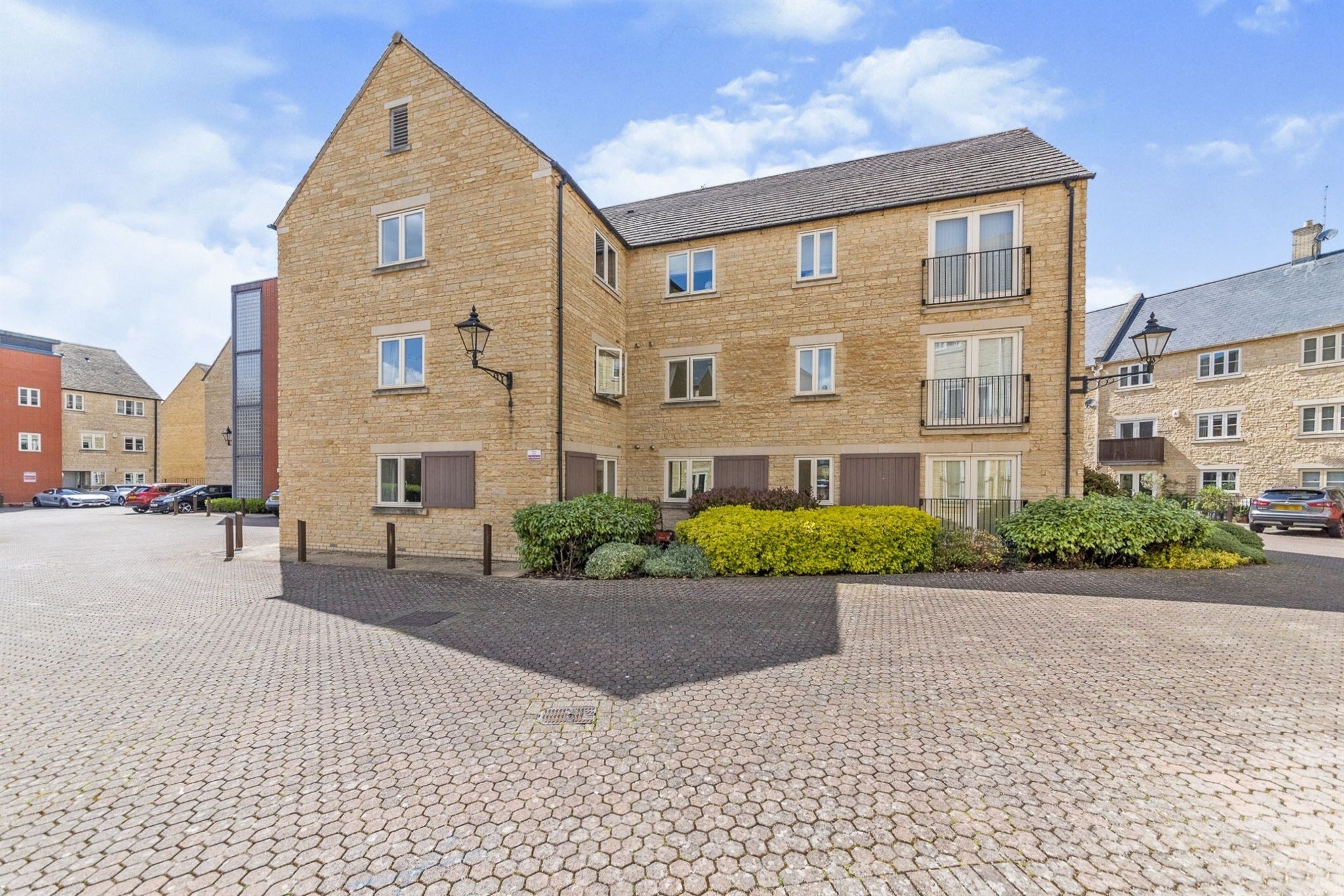 2 bed flat for sale in Riverside Place, Stamford PE9 Zoopla