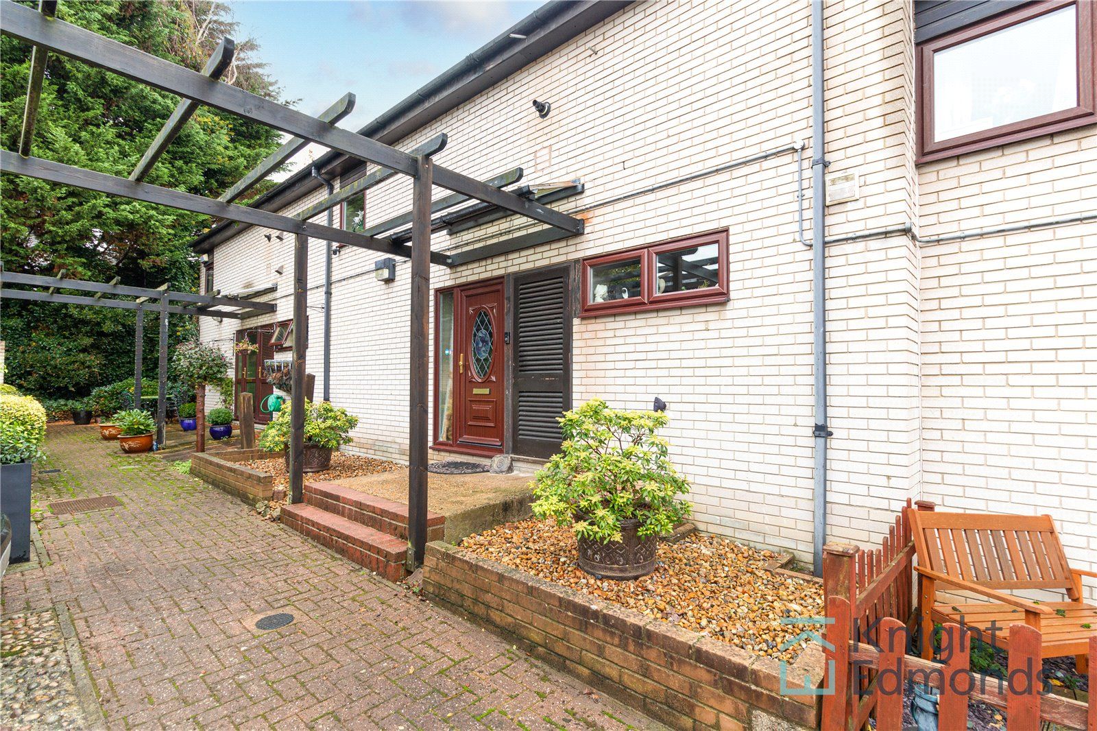 3 bed terraced house for sale in Wellington Place, Perry Street