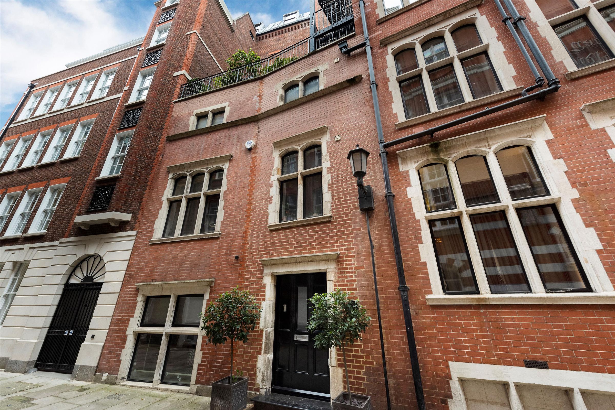 2 bed terraced house for sale in Lewisham Street, London SW1H Zoopla