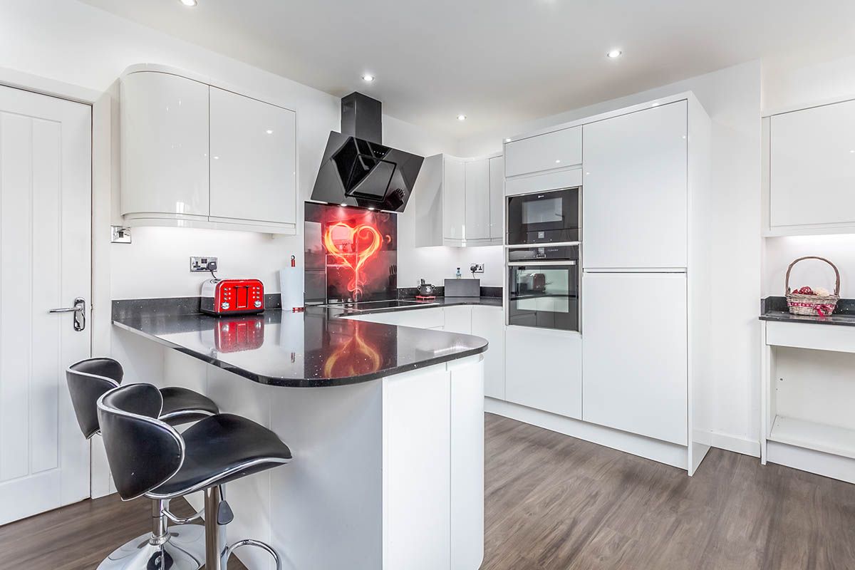 3 bed terraced house for sale in Long Row, New Sharlston, Wakefield