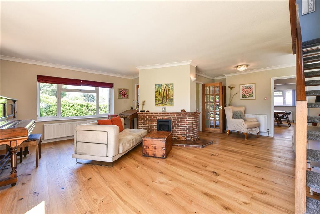 Jubilee Road, Chichester, West Sussex PO19