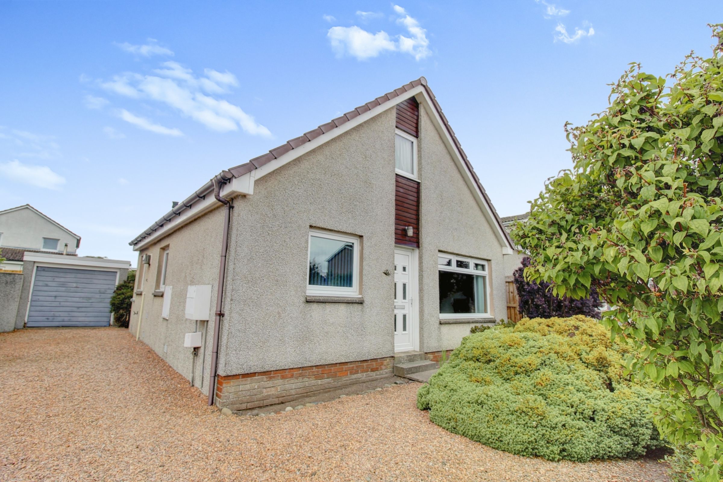 3 bed detached house for sale in Westhaven Park, Carnoustie DD7 Zoopla