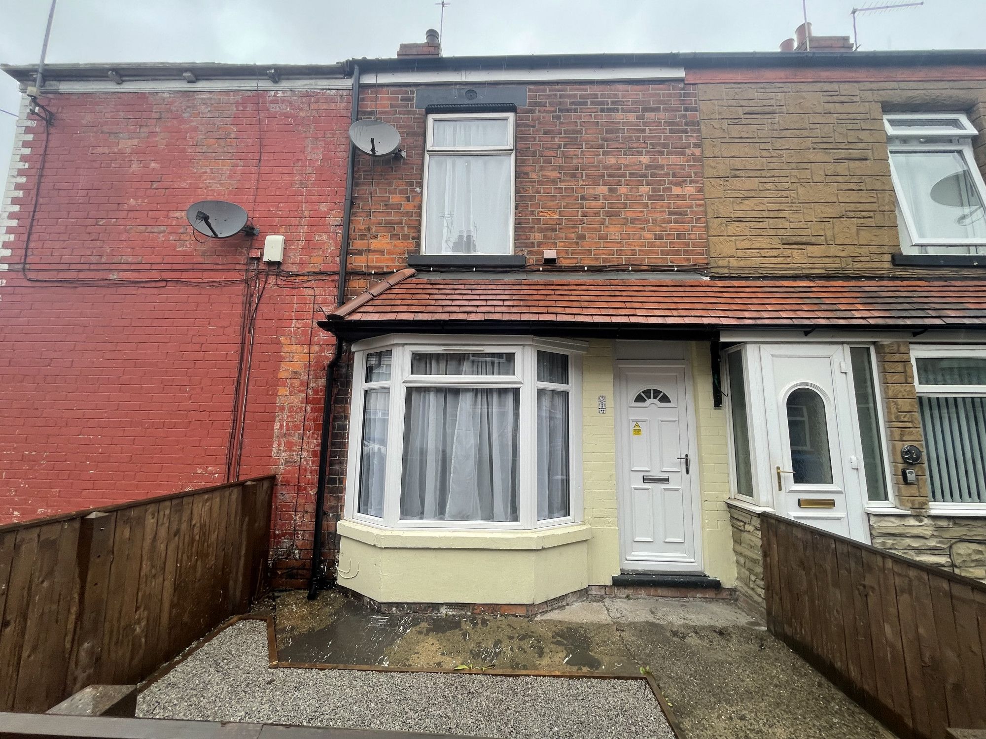 2 bed terraced house to rent in Marlborough Avenue, Hampshire Street