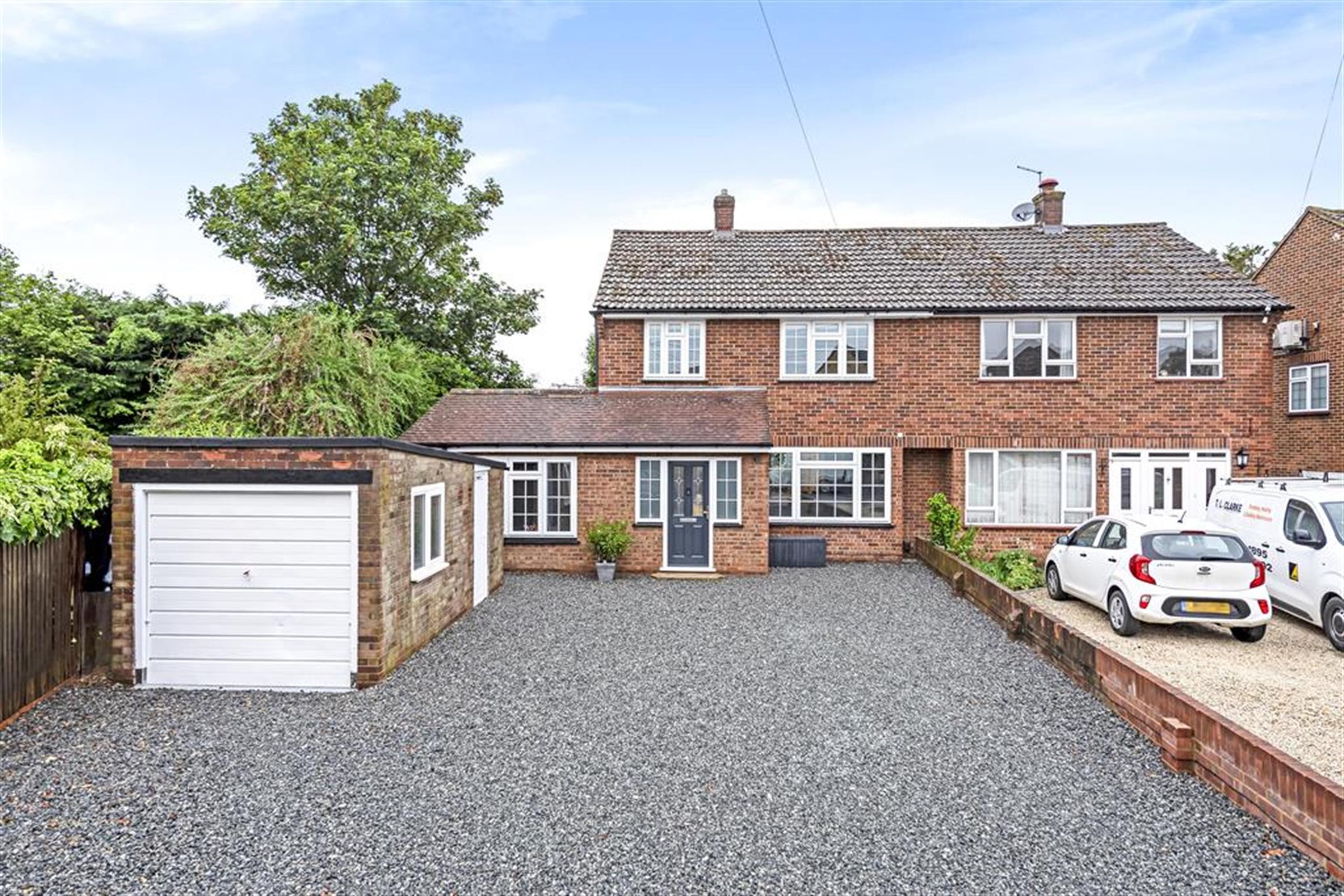 4 bed semidetached house for sale in Newlyn Close, Uxbridge, Middlesex UB8 Zoopla