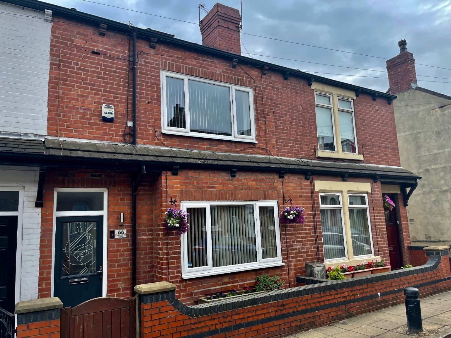 4 bed terraced house for sale in Lower Oxford Street, Castleford WF10