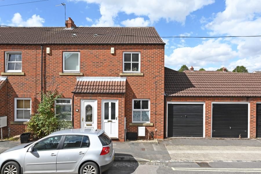 2 bed terraced house to rent in Haughton Road, Burton Stone Lane, York