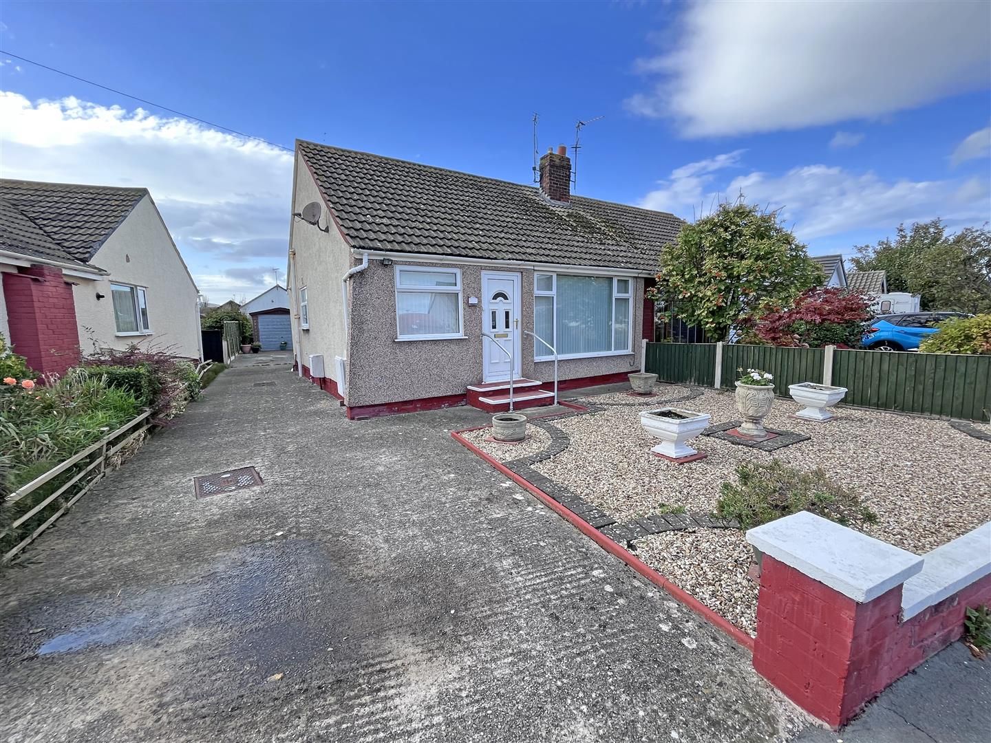2 bed semidetached bungalow for sale in Lon Y Cyll, Pensarn, Abergele