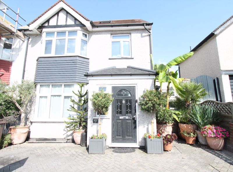 5 bed semidetached house for sale in Malden Road, Cheam, Sutton SM3