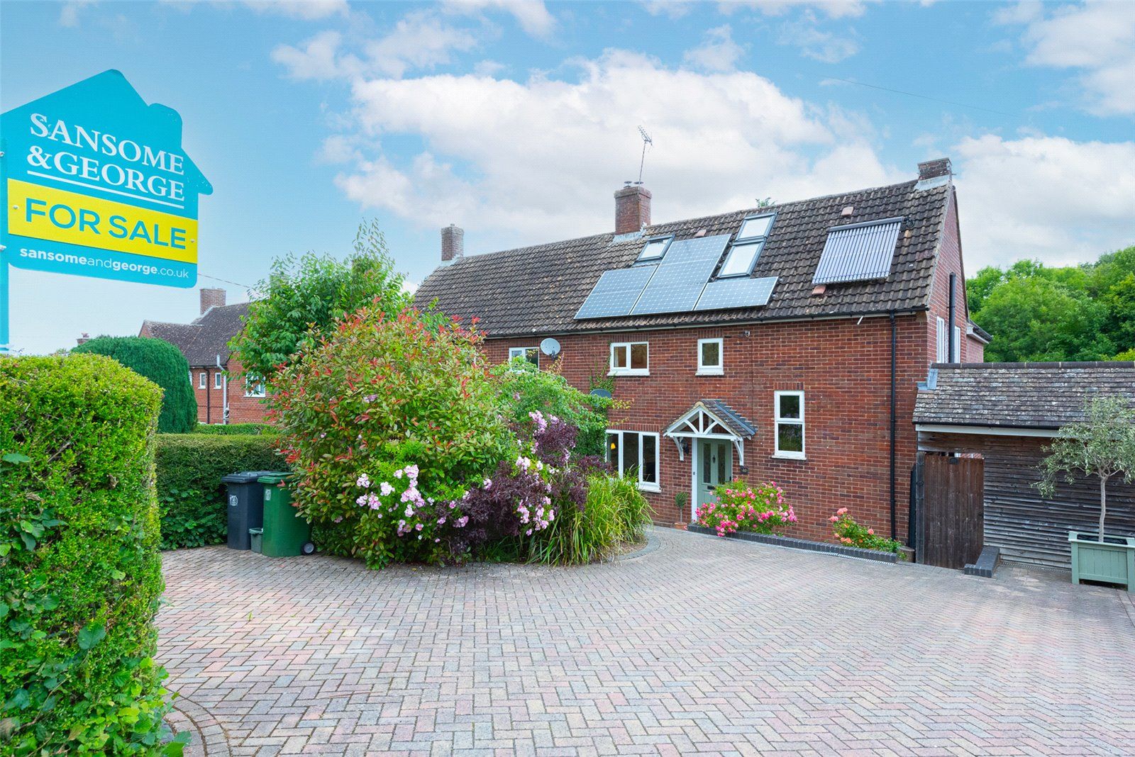 4 bed semidetached house for sale in Coppice Road, Kingsclere, Newbury