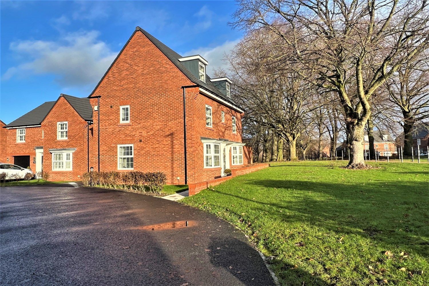 4 bed detached house for sale in Stanneylands Road, Wilmslow SK9 Zoopla