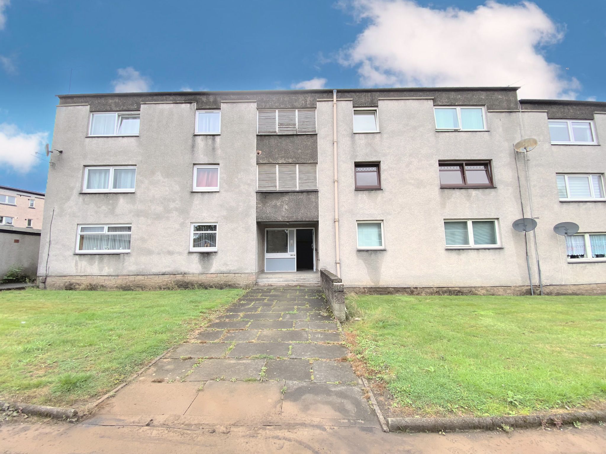 2 bed flat for sale in Irving Court, Camelon FK1 Zoopla