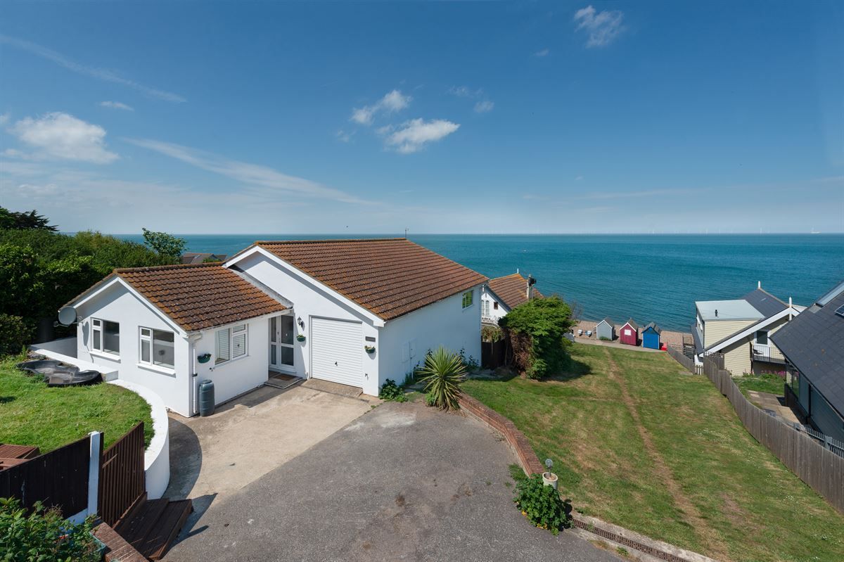 3 bed detached bungalow for sale in Western Esplanade, Herne Bay CT6
